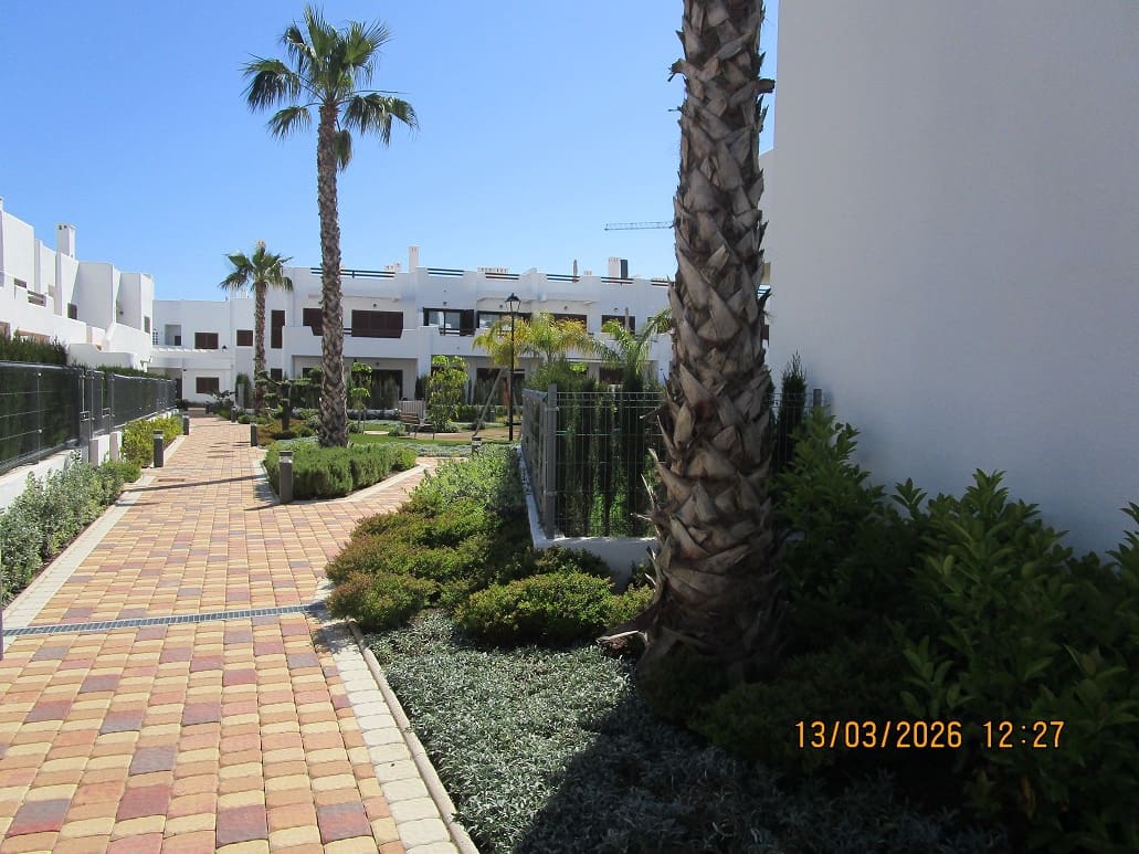 2 makuuhuone Ranta-asunto myytävänä paikassa San Juan de los Terreros mukana uima-altaan 
autotalli - 269 900 € (Ref: 9716592)