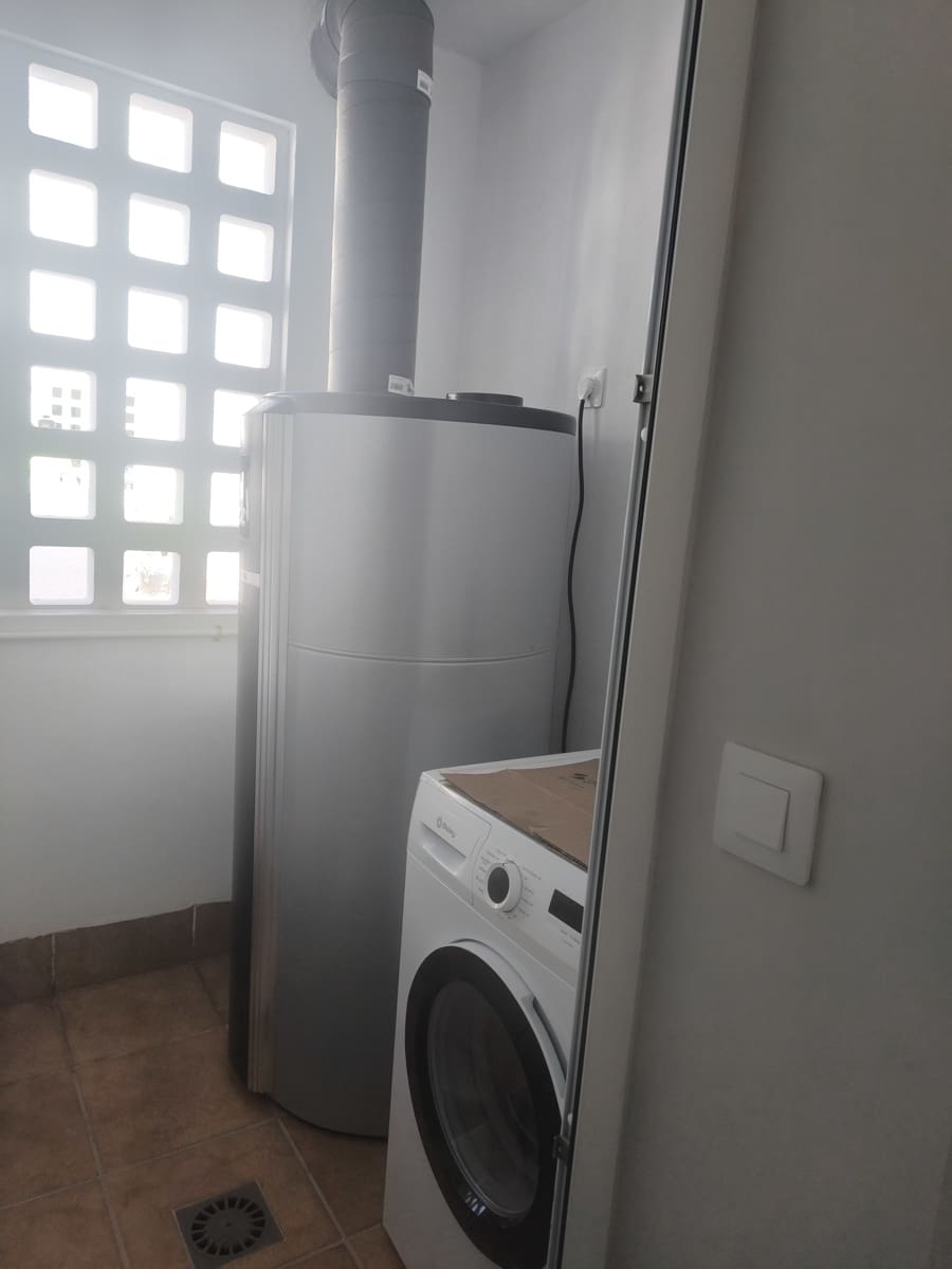 2 makuuhuone Ranta-asunto myytävänä paikassa San Juan de los Terreros mukana uima-altaan 
autotalli - 269 900 € (Ref: 9716592)