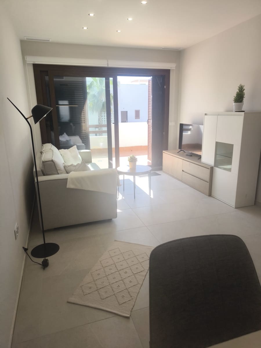 2 makuuhuone Ranta-asunto myytävänä paikassa San Juan de los Terreros mukana uima-altaan 
autotalli - 269 900 € (Ref: 9716592)