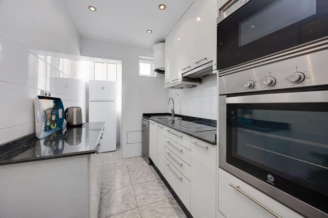 2 soveværelse Lejlighed til salg i Playa de los Locos, Torrevieja - € 174.900 (Ref: 10003626)