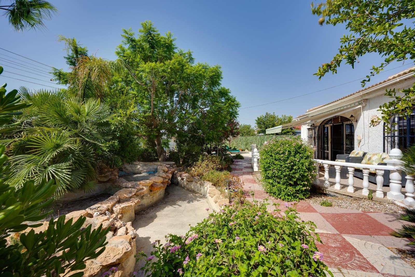 4 bedroom Villa for sale in Torrevieja with pool garage - € 499,900 (Ref: 10003627)