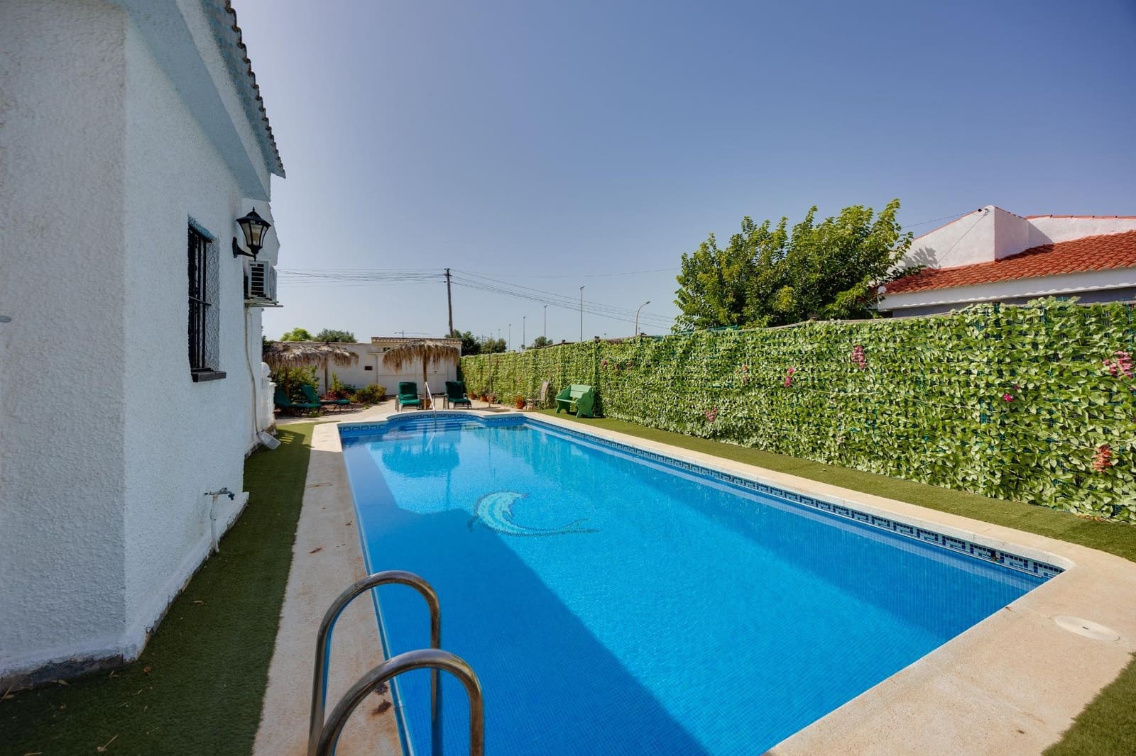 4 bedroom Villa for sale in Torrevieja with pool garage - € 499,900 (Ref: 10003627)