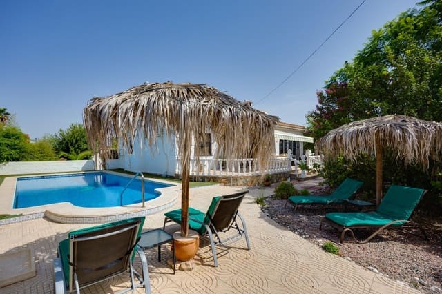 4 bedroom Villa for sale in El Chaparral - La Siesta - La Torreta, Torrevieja with pool garage - € 499,900 (Ref: 10003627)