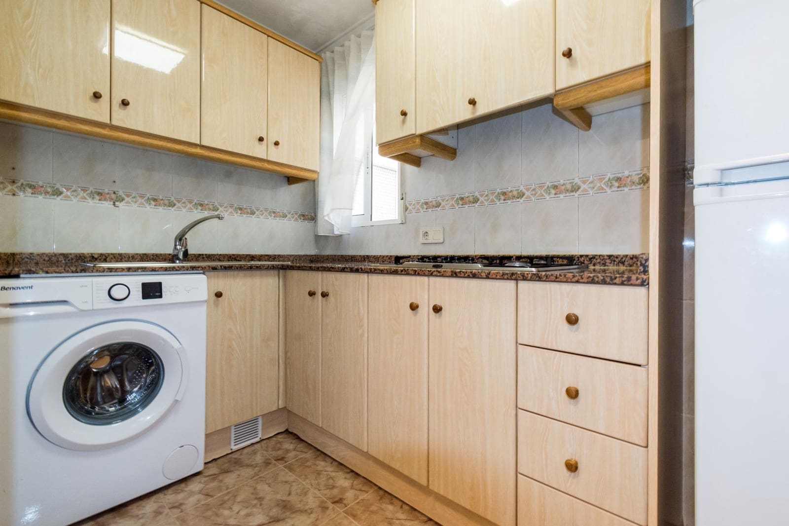 Apartamento de 2 habitaciones en Torrevieja en venta - 129.000 € (Ref: 10070951)