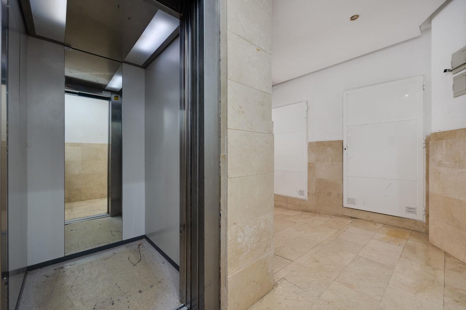 2 soverom Leilighet til salgs i Torrevieja med garasje - € 128 000 (Ref: 10094750)