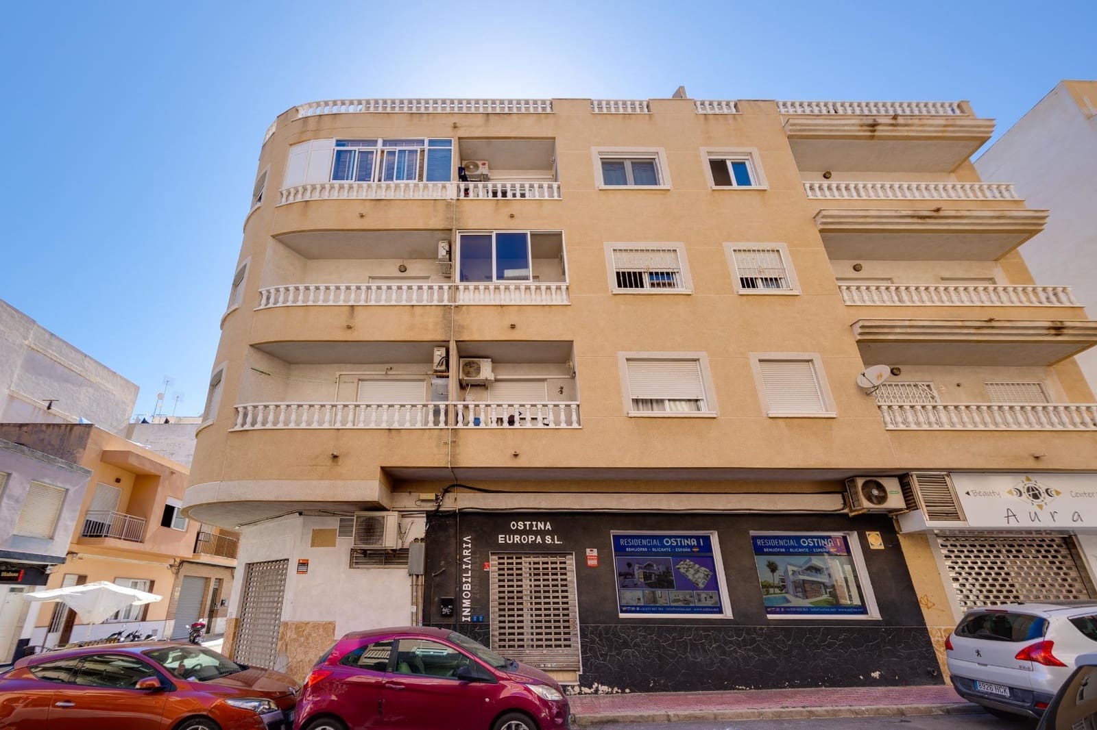 2 soverom Leilighet til salgs i Torrevieja med garasje - € 128 000 (Ref: 10094750)