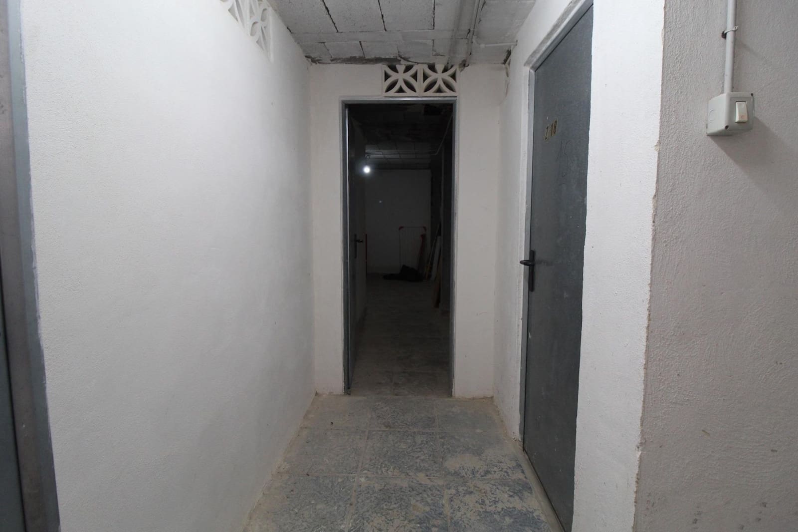 Estúdio para venda em Torrevieja com piscina - 90 000 € (Ref: 10100235)
