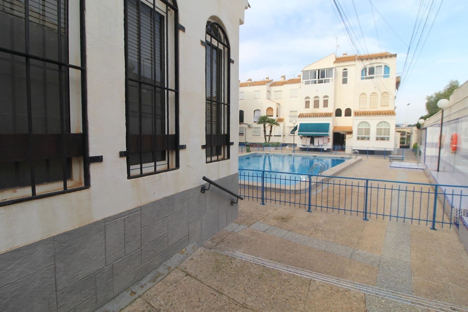 Estúdio para venda em Torrevieja com piscina - 90 000 € (Ref: 10100235)