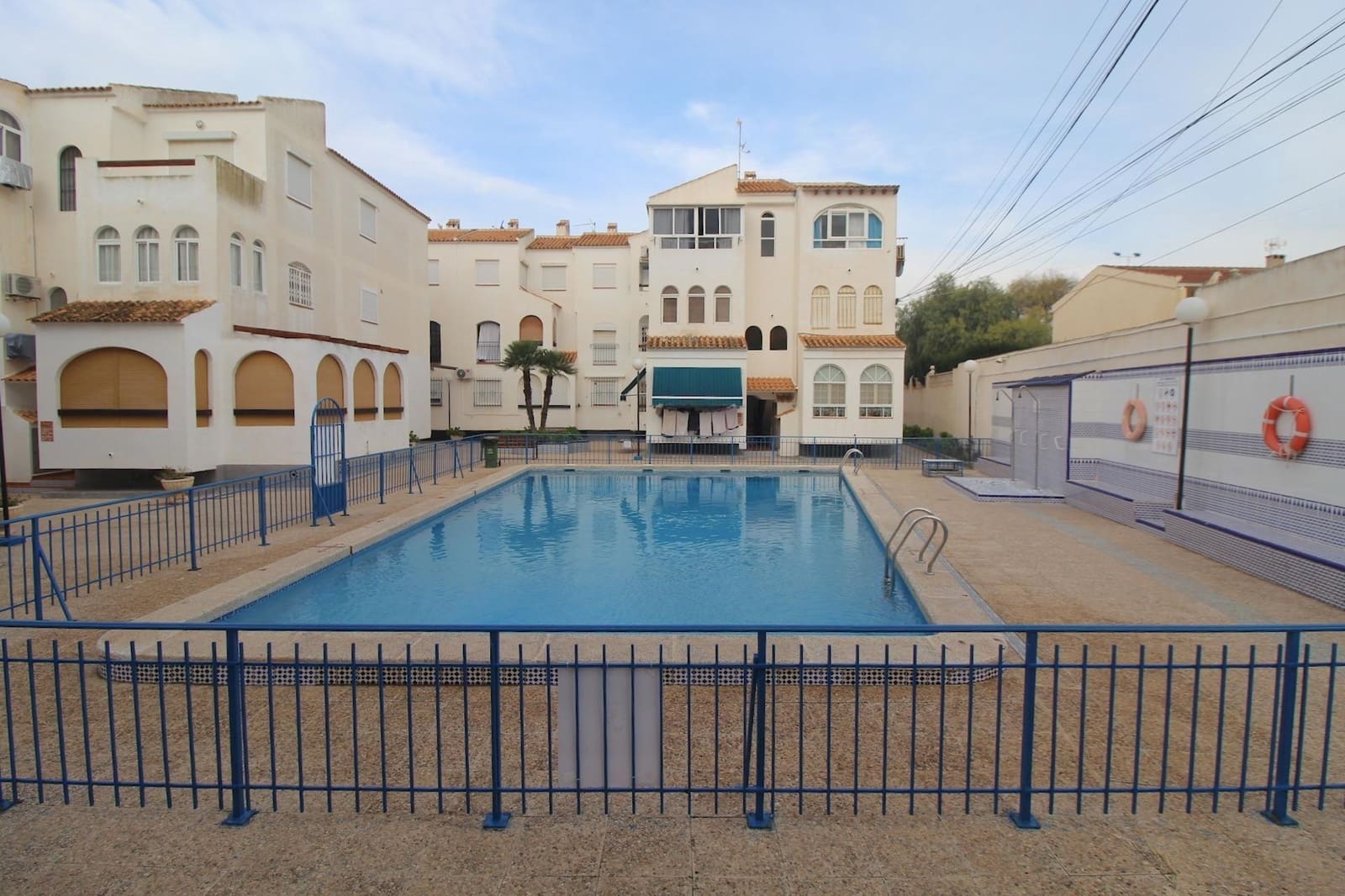 Estúdio para venda em Torrevieja com piscina - 90 000 € (Ref: 10100235)
