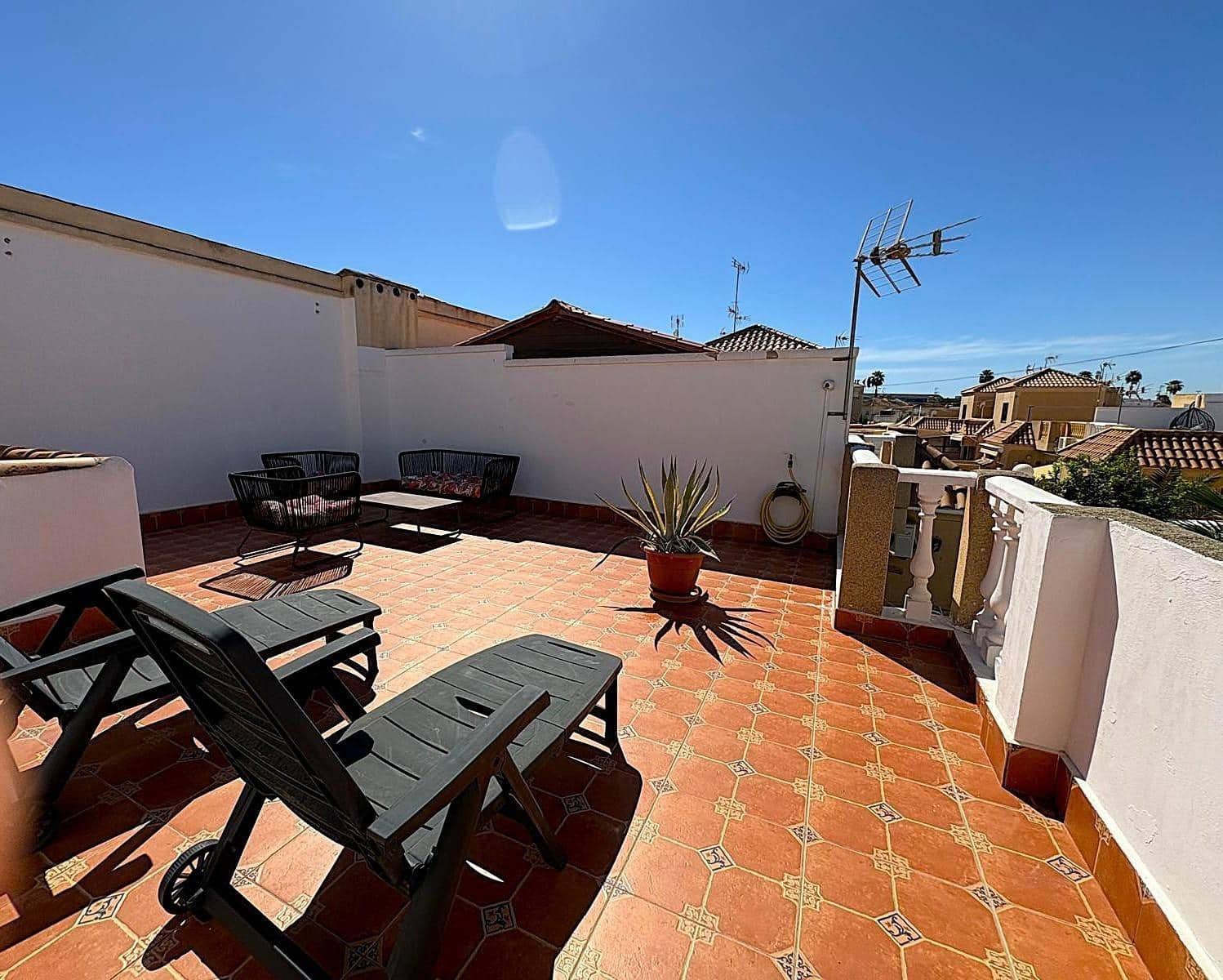 2 sovrum Radhus till salu i Torrevieja med pool - 157 000 € (Ref: 10100239)