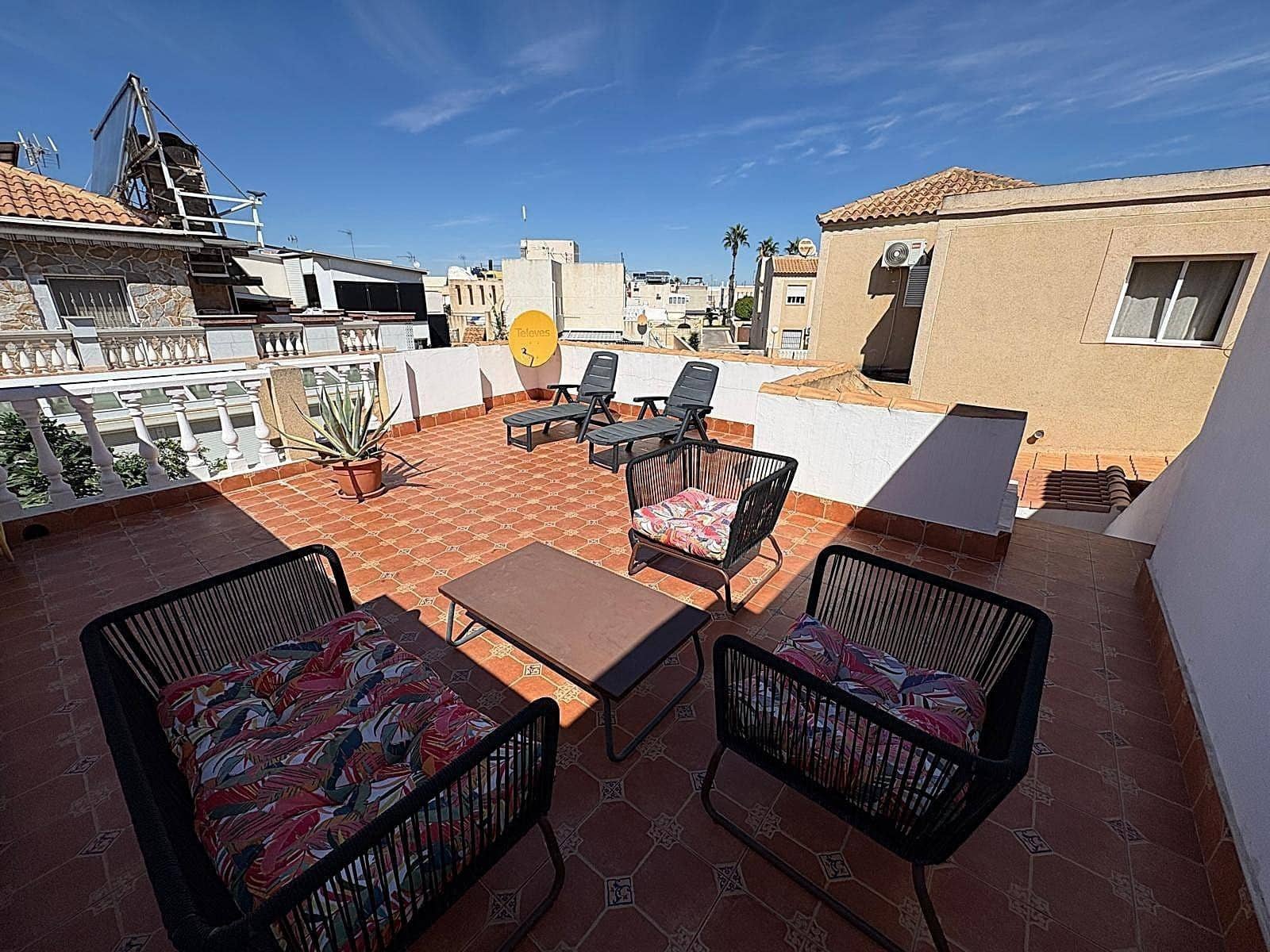 2 sovrum Radhus till salu i Torrevieja med pool - 157 000 € (Ref: 10100239)
