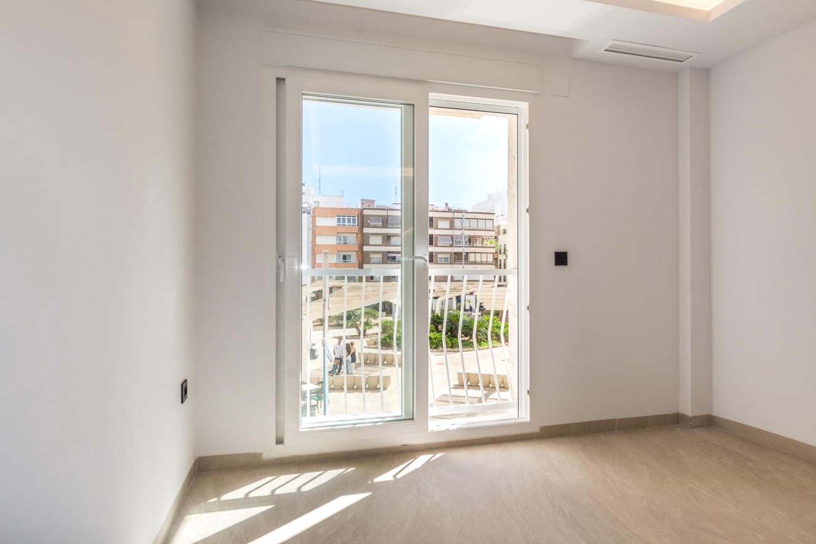 3 quarto Apartamento para venda em Torrevieja - 285 000 € (Ref: 10109754)