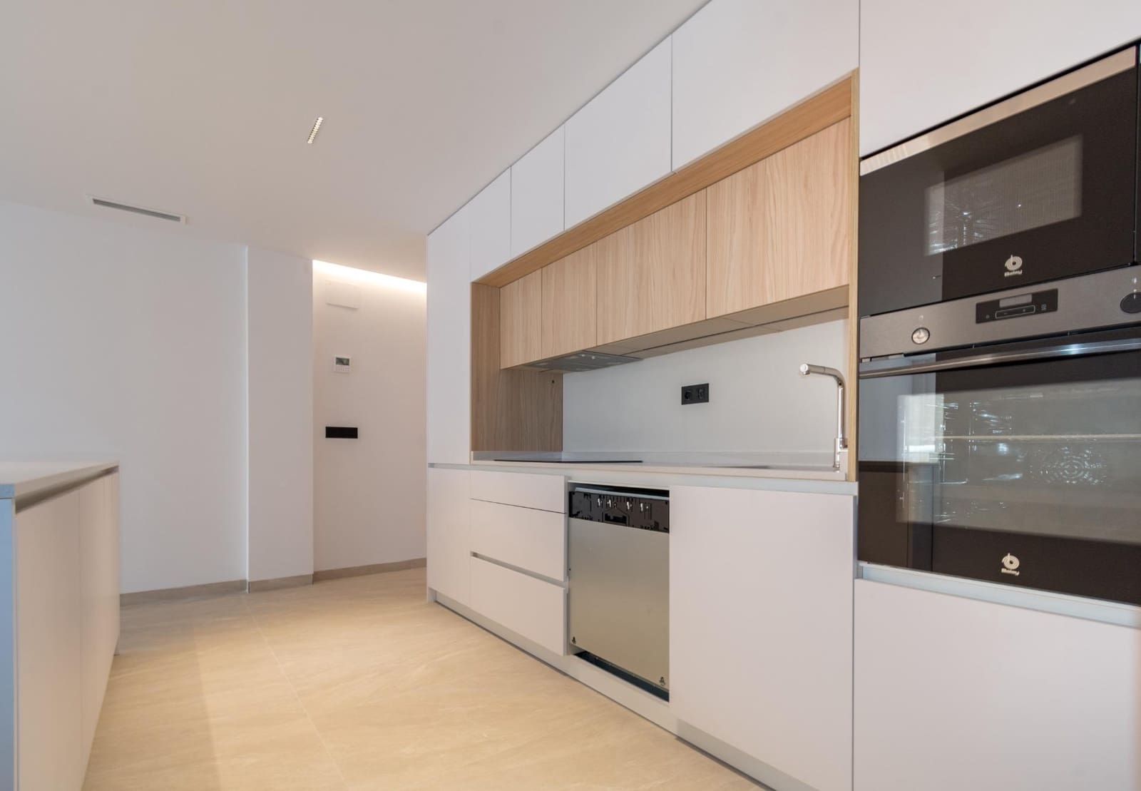 3 quarto Apartamento para venda em Torrevieja - 285 000 € (Ref: 10109754)