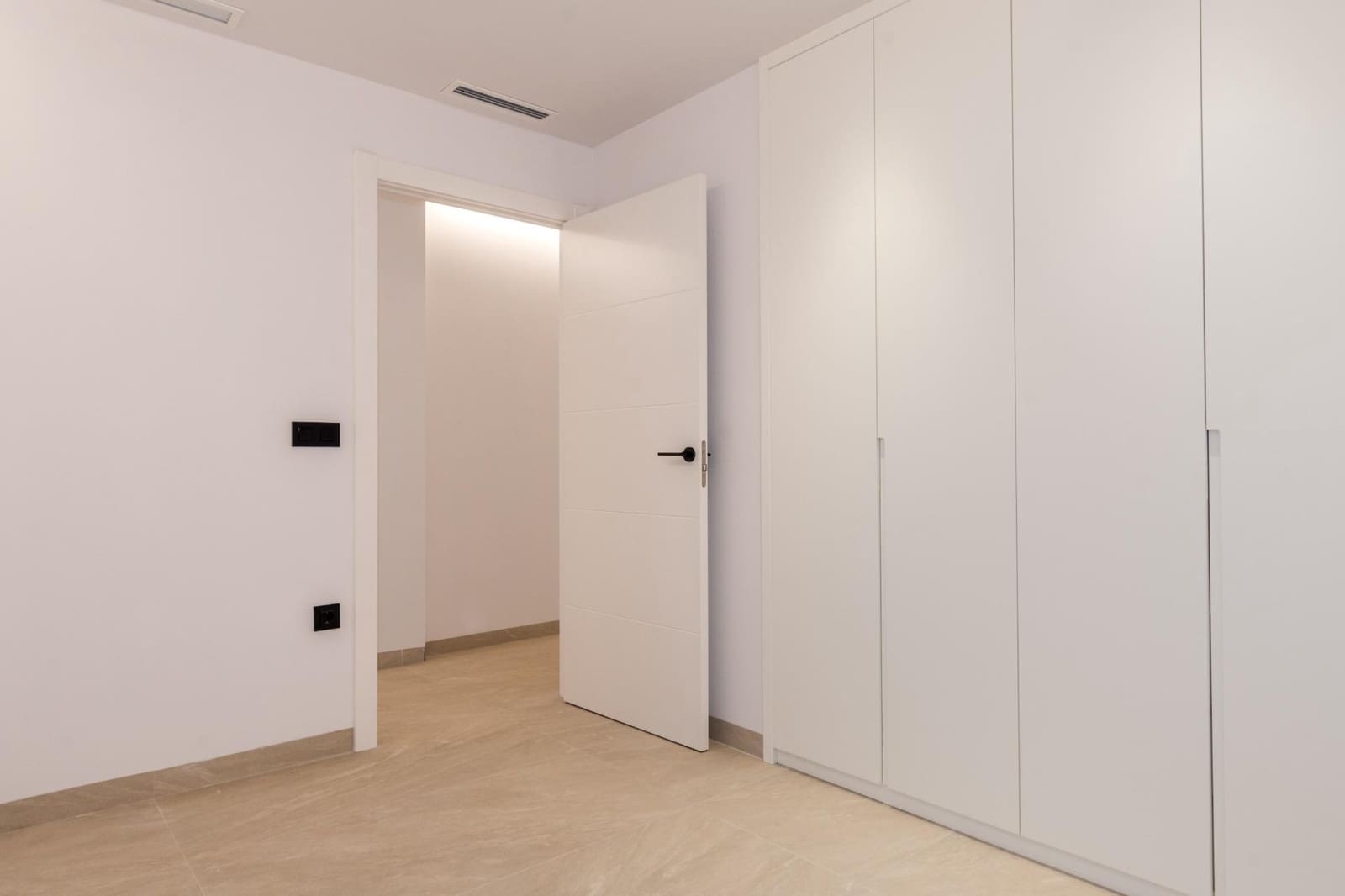 3 quarto Apartamento para venda em Torrevieja - 285 000 € (Ref: 10109754)