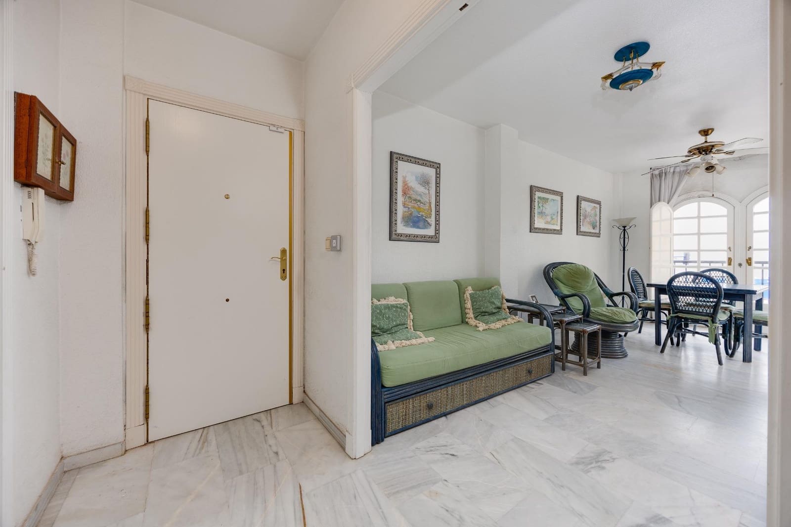 3 sypialnia Apartament na sprzedaż w Torrevieja z basenem - 266 900 € (Ref: 10142431)