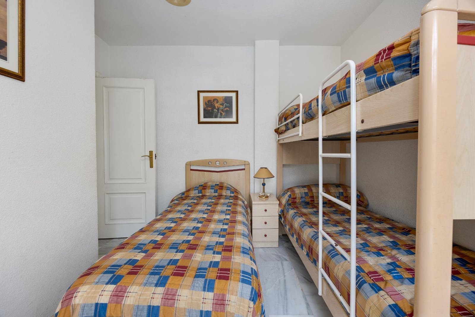 3 sypialnia Apartament na sprzedaż w Torrevieja z basenem - 266 900 € (Ref: 10142431)