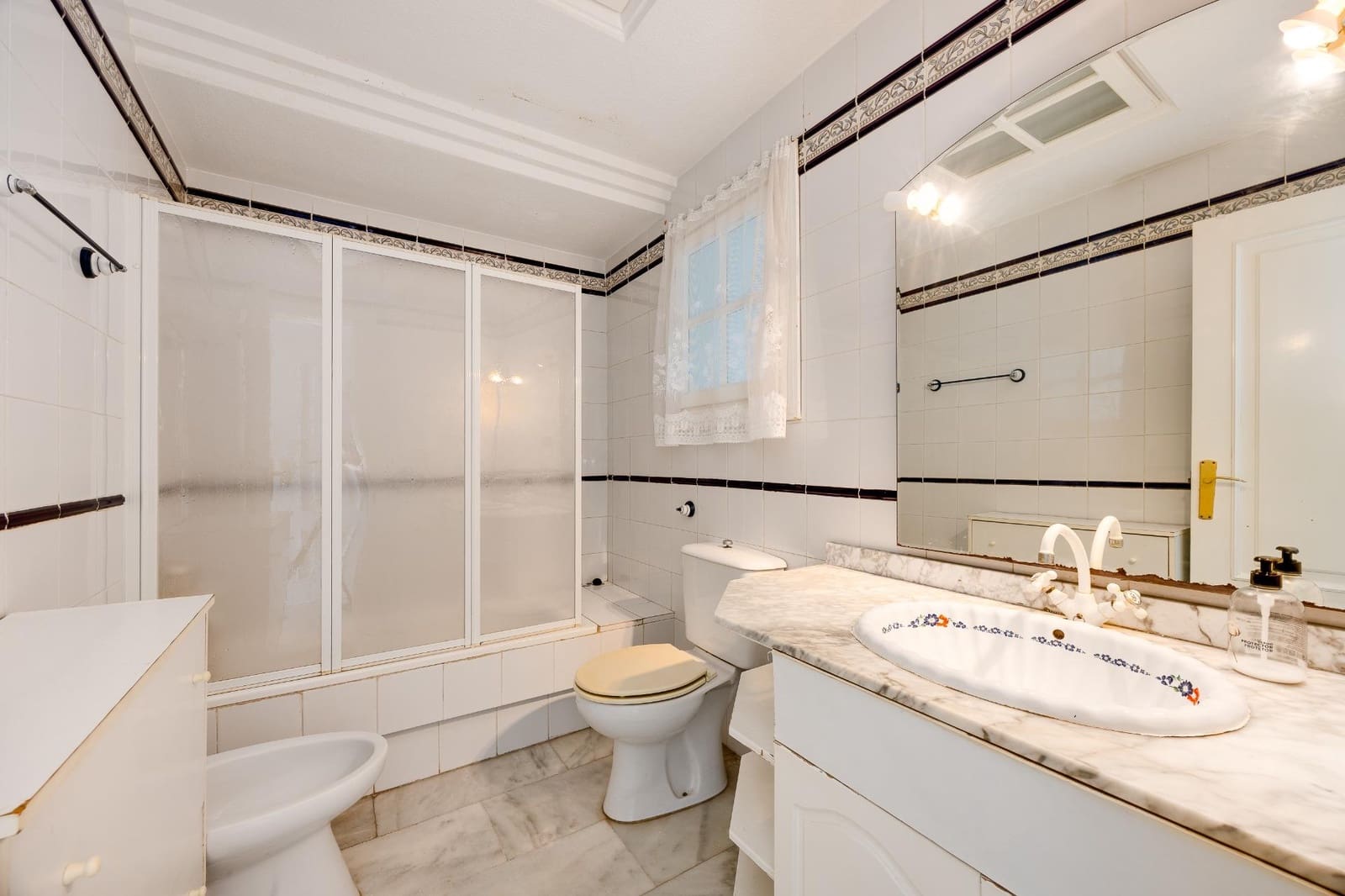 3 sypialnia Apartament na sprzedaż w Torrevieja z basenem - 266 900 € (Ref: 10142431)