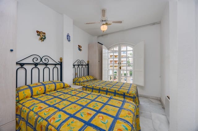 3 slaapkamer Appartement te koop in Playa de los Locos, Torrevieja met zwembad - € 266.900 (Ref: 10142431)