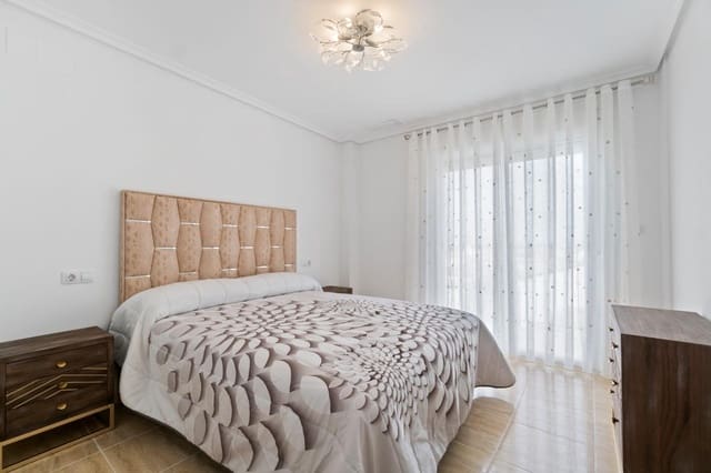 Apartamento de 3 habitaciones en Formentera del Segura en alquiler - 750 € (Ref: 10155326)
