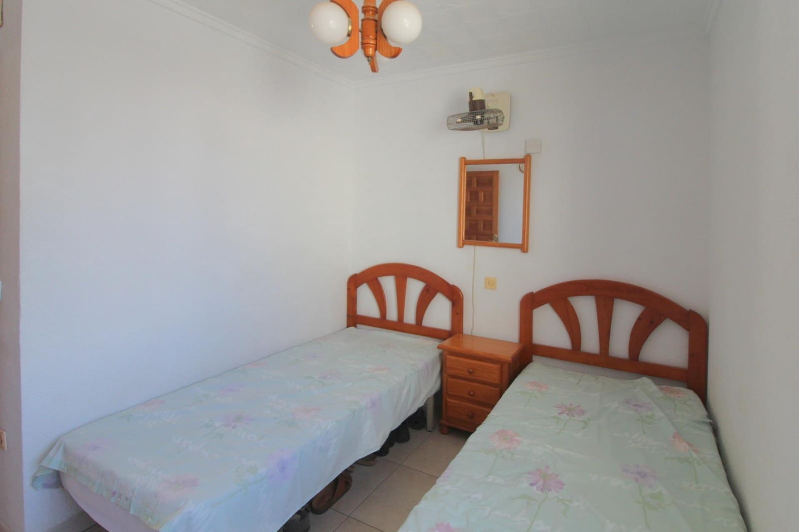 3 soveværelse Villa til salg i Torrevieja med swimmingpool garage - € 325.000 (Ref: 10180682)