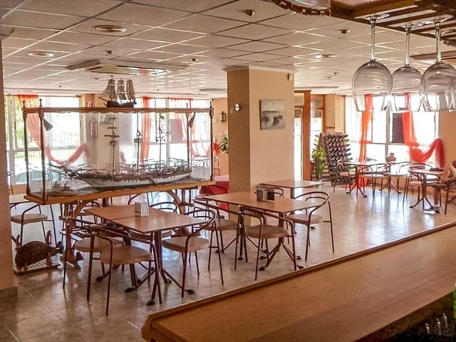 Entreprise à vendre à Playa del Acequión, Torrevieja - 637 000 € (Ref: 7325864)