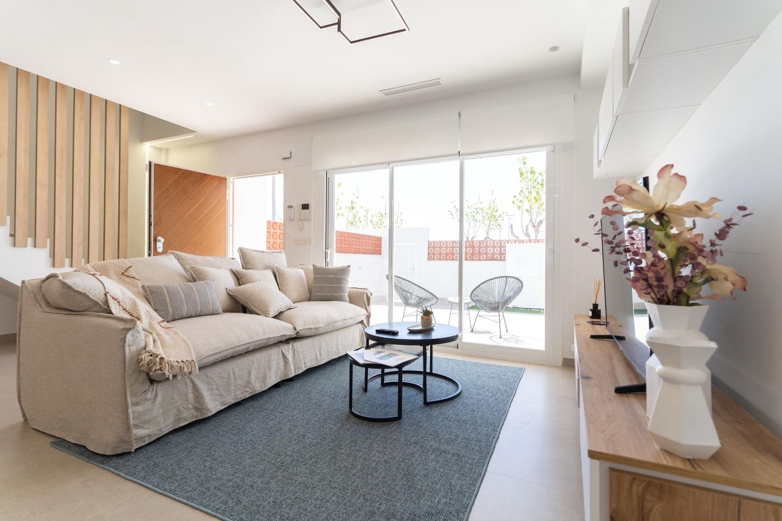 Chalet de 3 habitaciones en Pilar de la Horadada en venta con piscina - 439.000 € (Ref: 8595444)