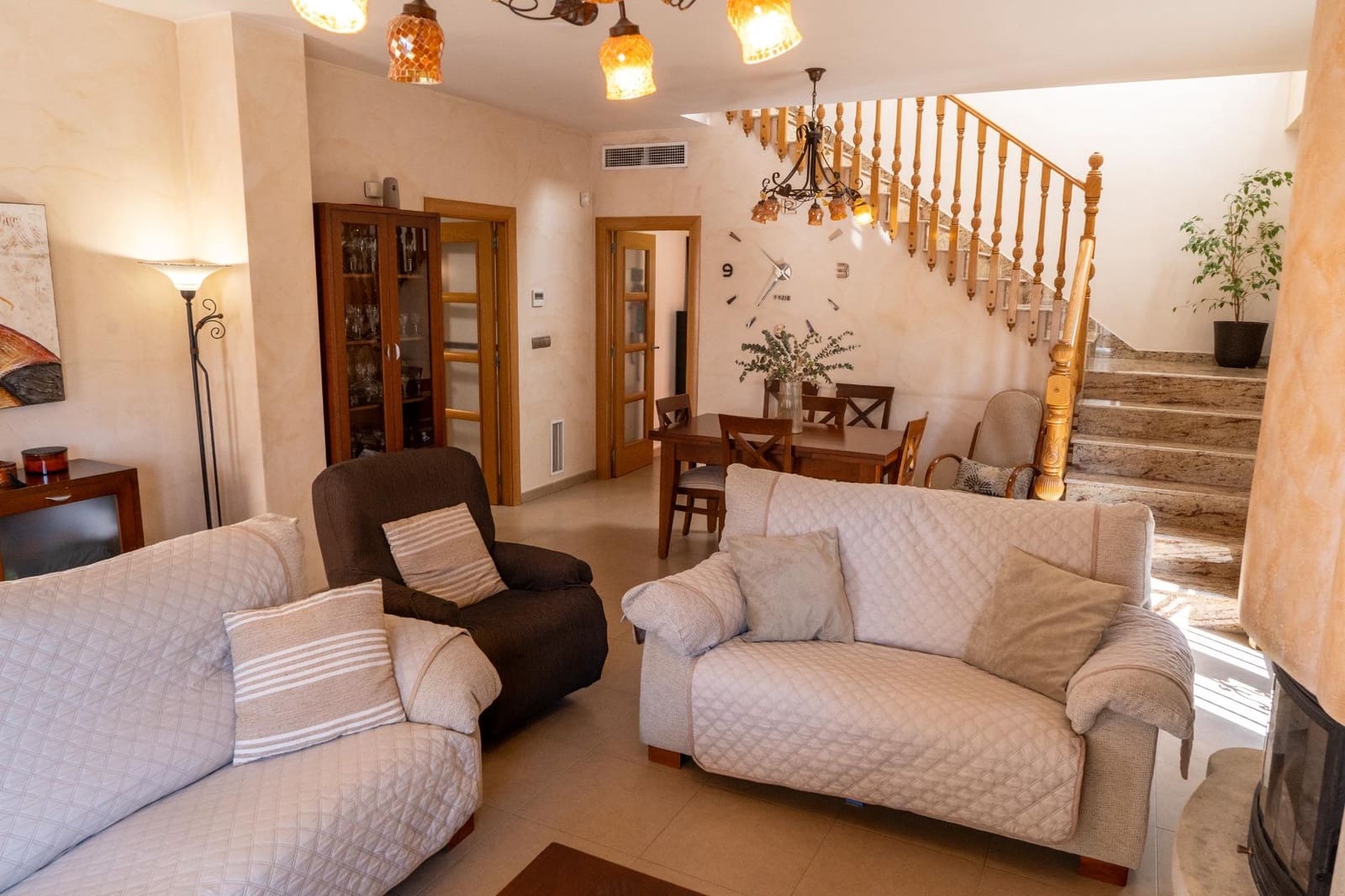 4 bedroom Villa for sale in Rafal with garage - € 274,000 (Ref: 8595471)