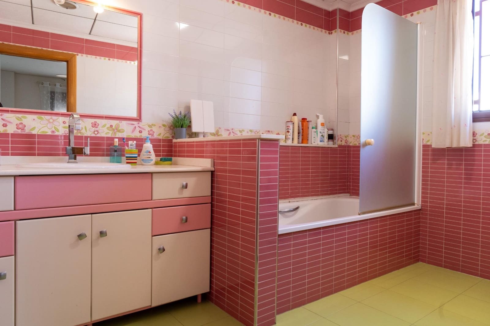 4 bedroom Villa for sale in Rafal with garage - € 274,000 (Ref: 8595471)