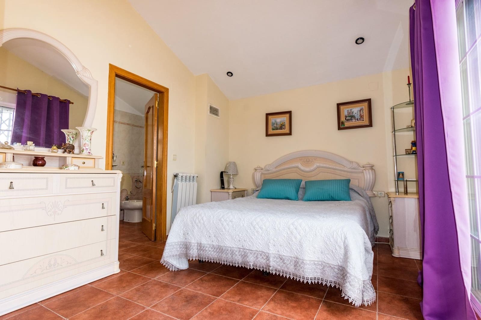 4 bedroom Villa for sale in Playa Flamenca with pool garage - € 590,000 (Ref: 8662848)