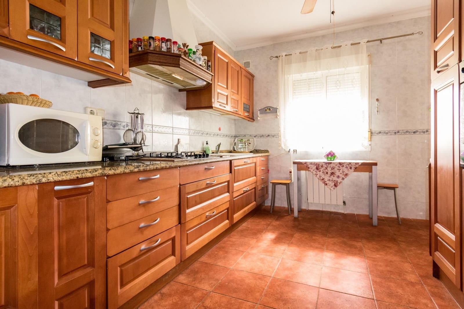 4 bedroom Villa for sale in Playa Flamenca with pool garage - € 590,000 (Ref: 8662848)