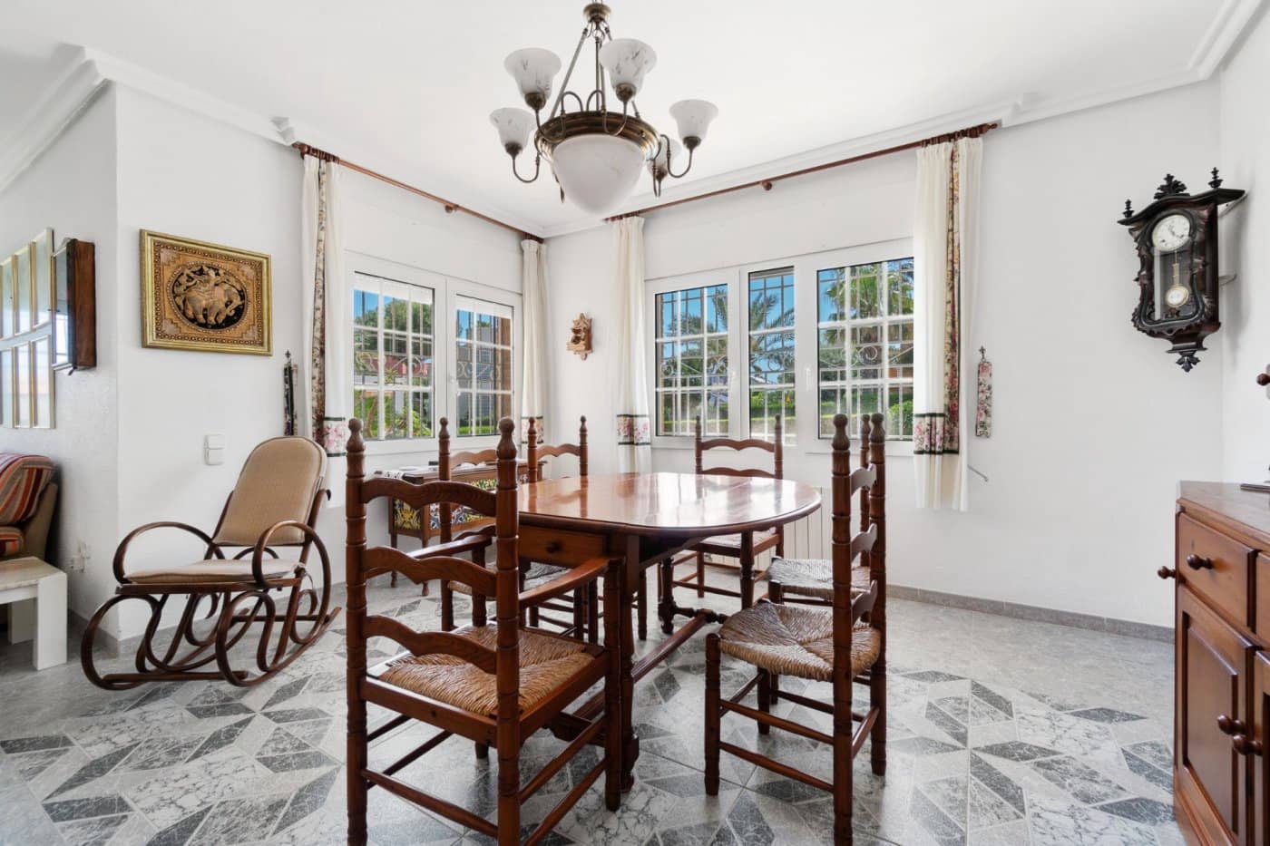 5 bedroom Villa for sale in La Veleta with pool garage - € 1,200,000 (Ref: 9462121)