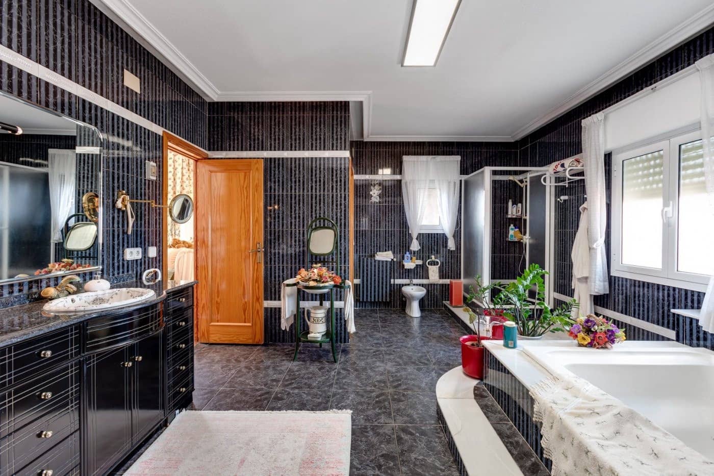 5 sypialnia Willa na sprzedaż w San Luis z basenem garażem - 850 000 € (Ref: 9462124)