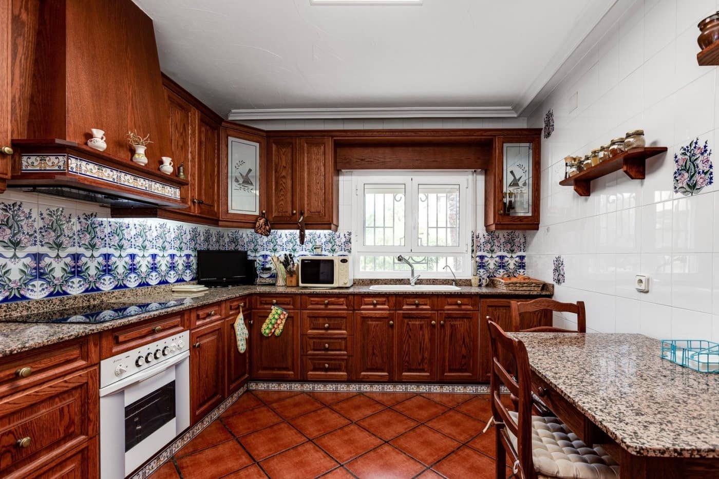 5 sypialnia Willa na sprzedaż w San Luis z basenem garażem - 850 000 € (Ref: 9462124)