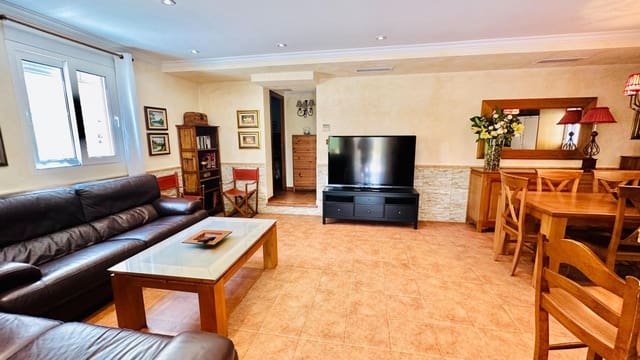 5 makuuhuone Huvila myytävänä paikassa Montepinar - La Aparecida - Raiguero, Orihuela mukana uima-altaan 
autotalli - 495 000 € (Ref: 9462125)