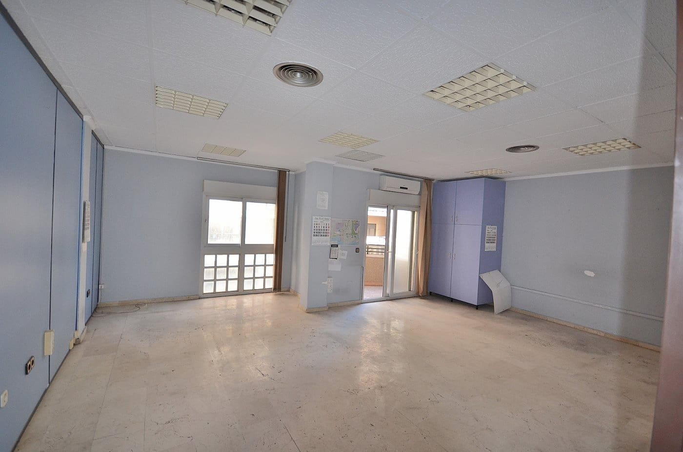 7 sovrum Kommersiell till salu i Torrevieja - 220 000 € (Ref: 9462129)