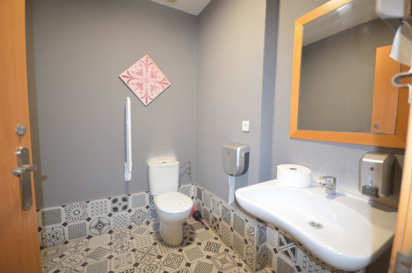 Local Commercial à vendre à Torrevieja - 325 000 € (Ref: 9462130)