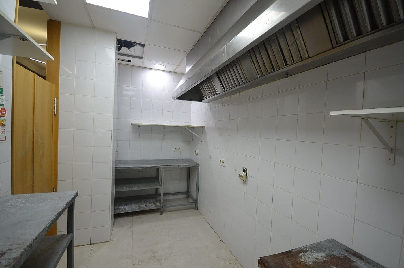 Local Commercial à vendre à Torrevieja - 325 000 € (Ref: 9462130)