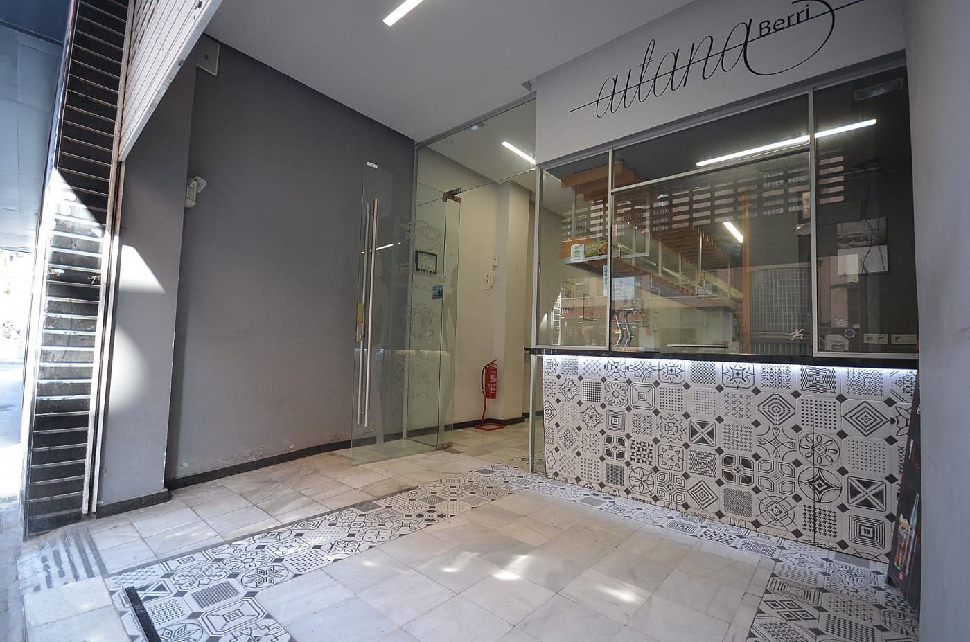 Local Commercial à vendre à Torrevieja - 325 000 € (Ref: 9462130)