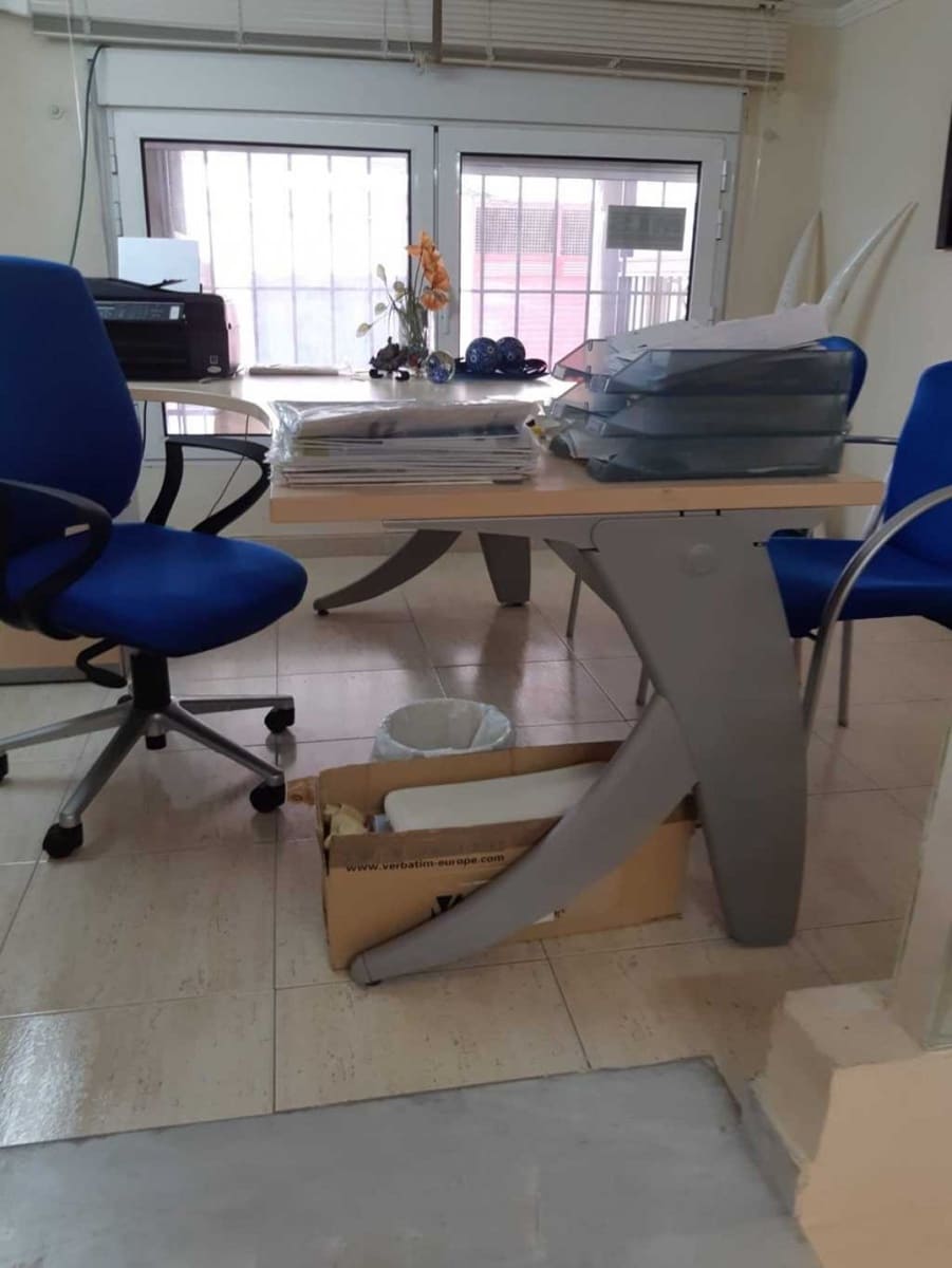 Kommersiell till salu i Torrevieja - 95 000 € (Ref: 9462131)