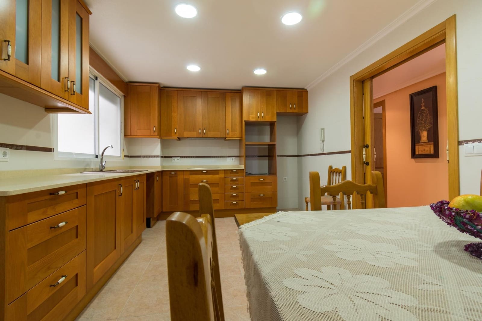 5 bedroom Apartment for sale in Torrevieja with garage - € 260,000 (Ref: 9462132)