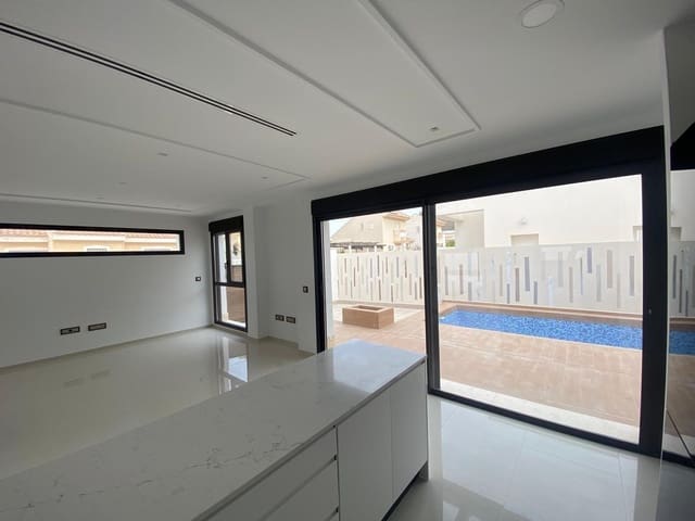 3 soveværelse Villa til salg i Benijófar med garage - € 360.000 (Ref: 9462133)