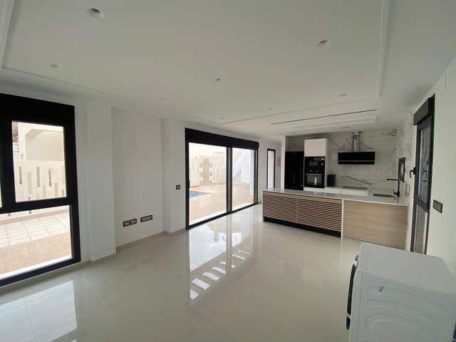 3 soveværelse Villa til salg i Benijófar med garage - € 360.000 (Ref: 9462133)