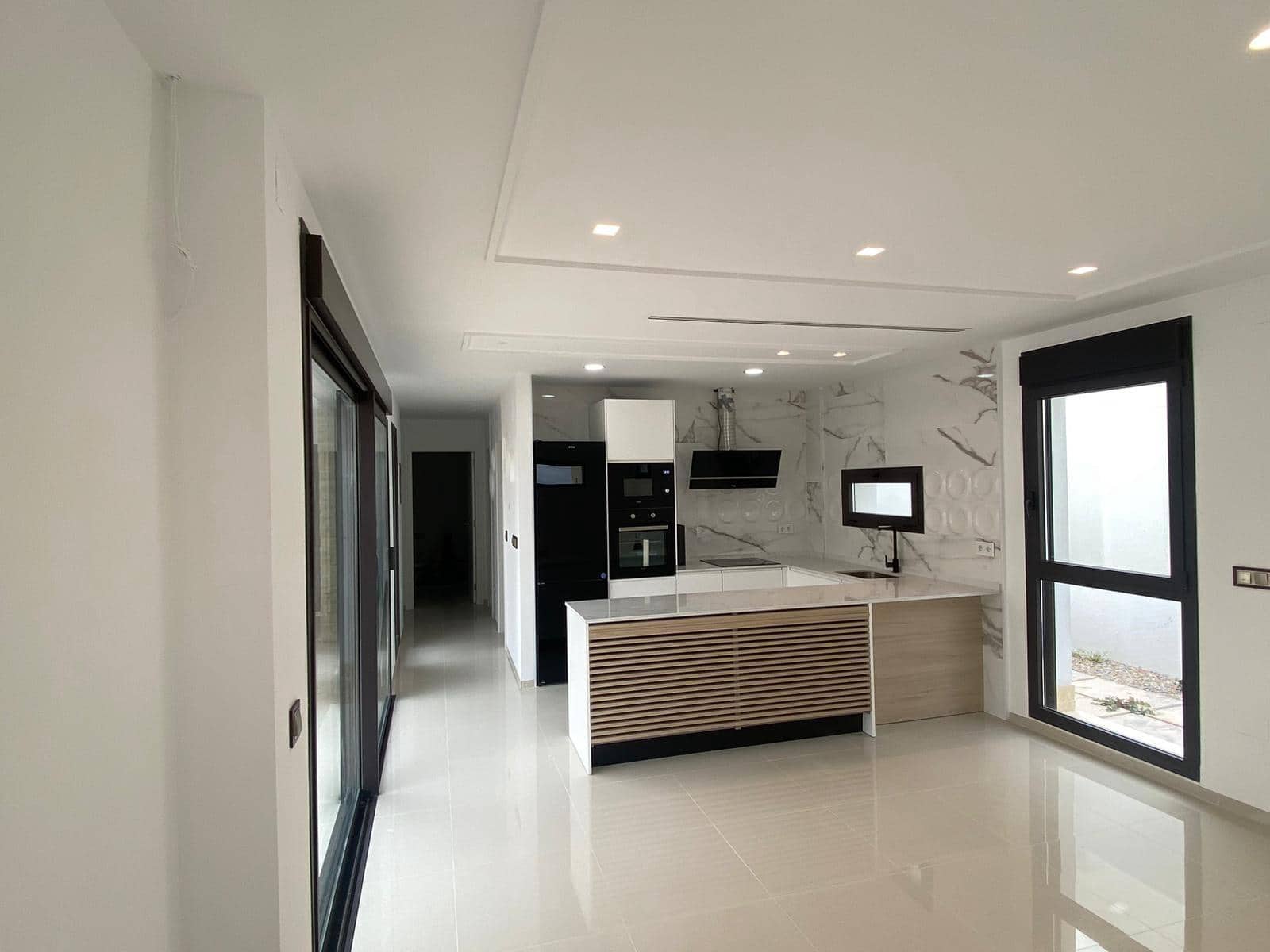 3 soveværelse Villa til salg i Benijofar med garage - € 360.000 (Ref: 9462133)