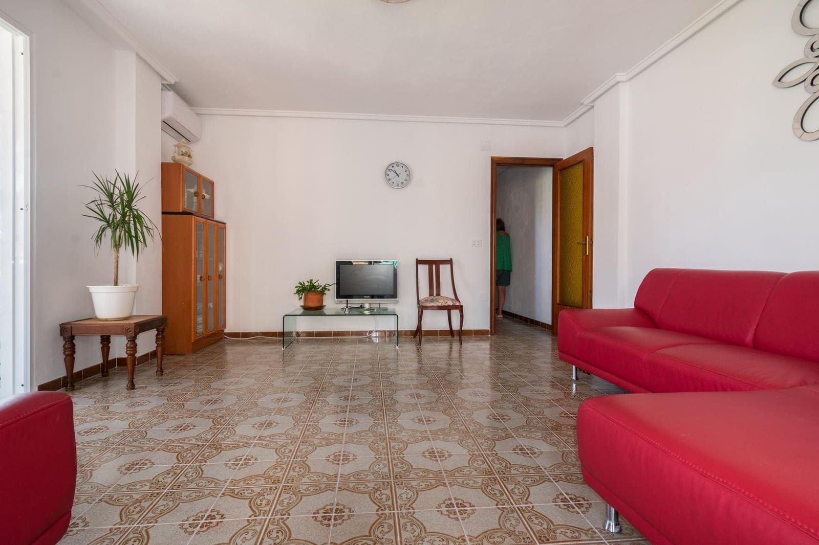 3 bedroom Apartment for sale in Torrevieja - € 145,000 (Ref: 9462150)