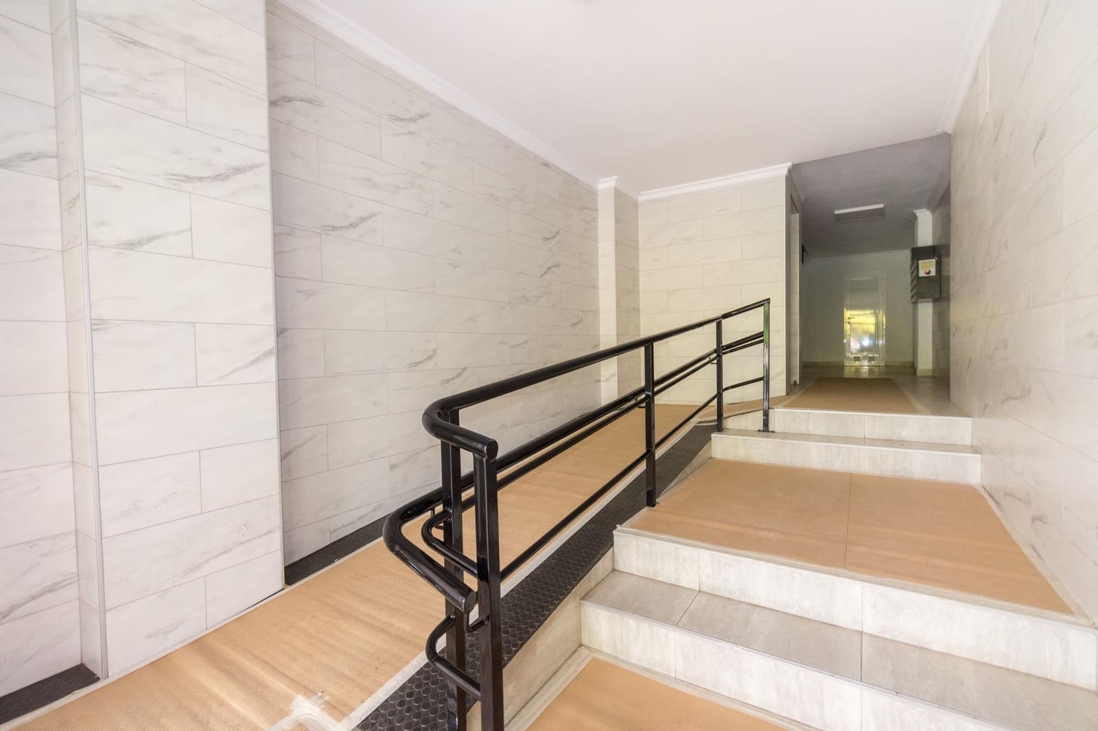 3 bedroom Apartment for sale in Torrevieja - € 145,000 (Ref: 9462150)