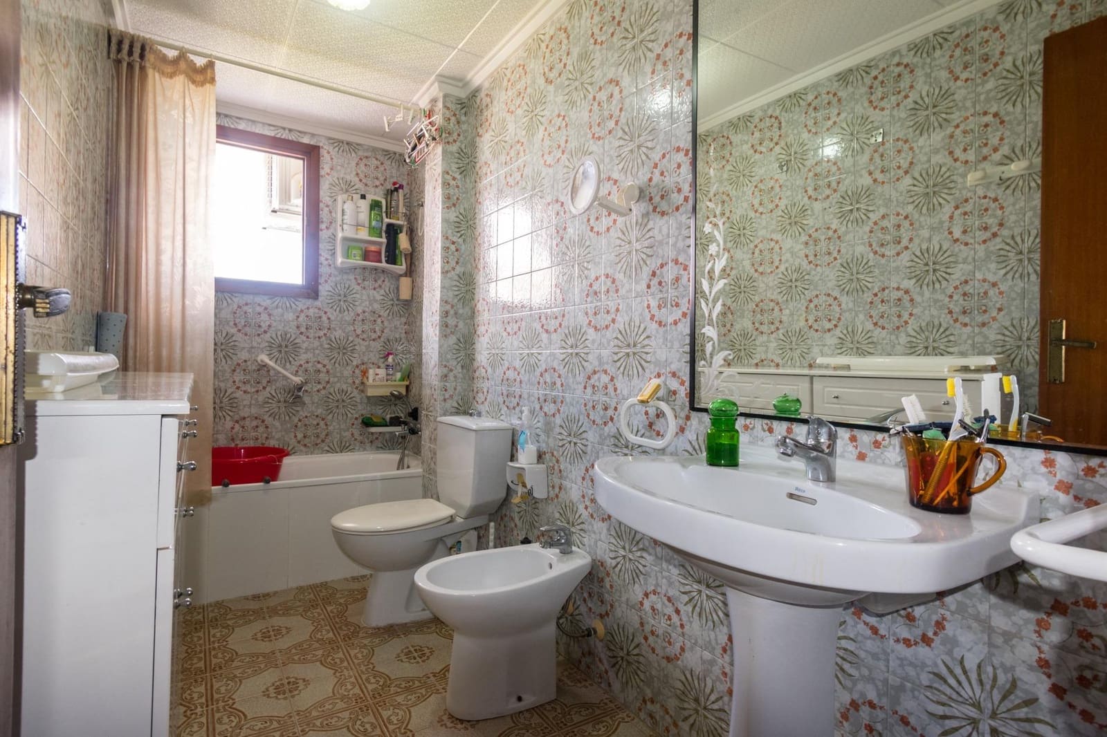 3 bedroom Apartment for sale in Torrevieja - € 145,000 (Ref: 9462150)