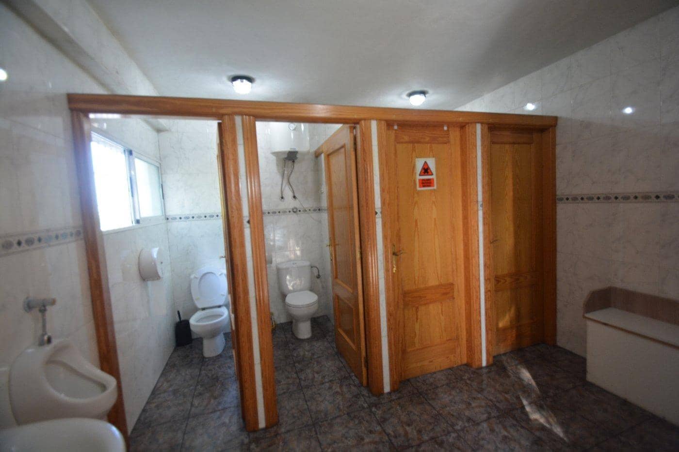 Företag till salu i Orihuela - 600 000 € (Ref: 9462152)