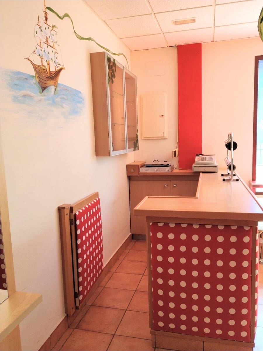 Commerciale in vendita in Pilar de la Horadada - 80.000 € (Rif: 9462154)