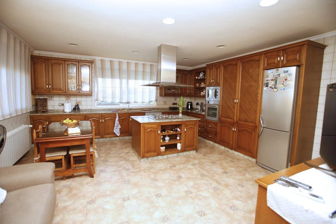 4 chambre Villa/Maison à vendre à El Raal avec garage - 300 000 € (Ref: 9462157)