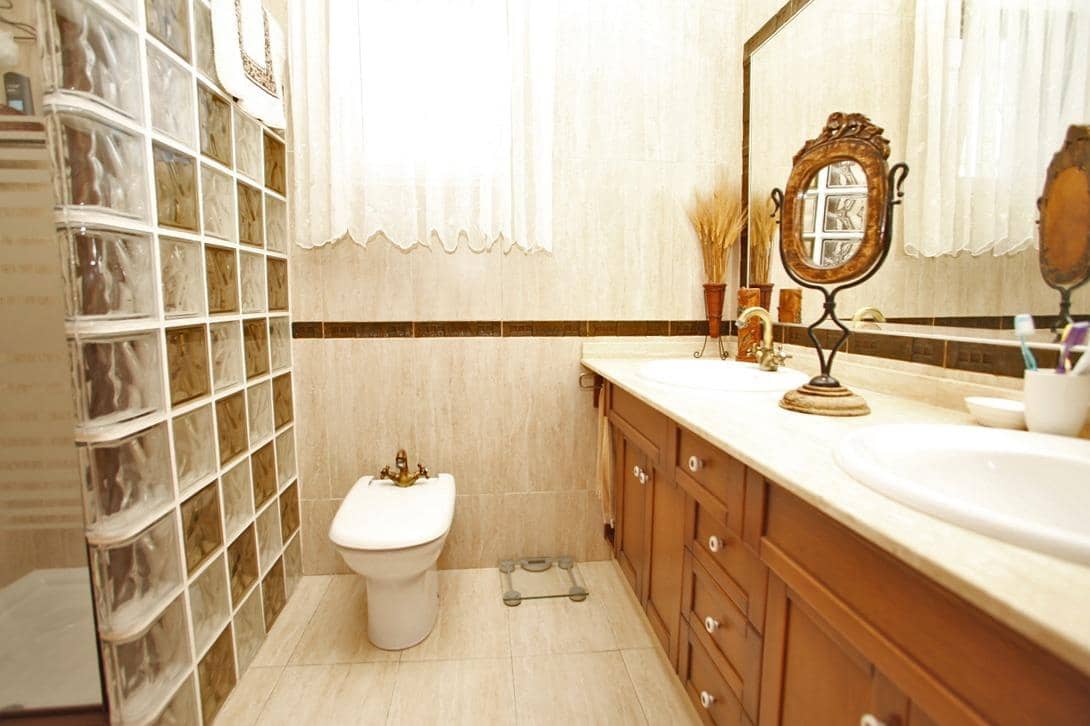 4 chambre Villa/Maison à vendre à El Raal avec garage - 300 000 € (Ref: 9462157)